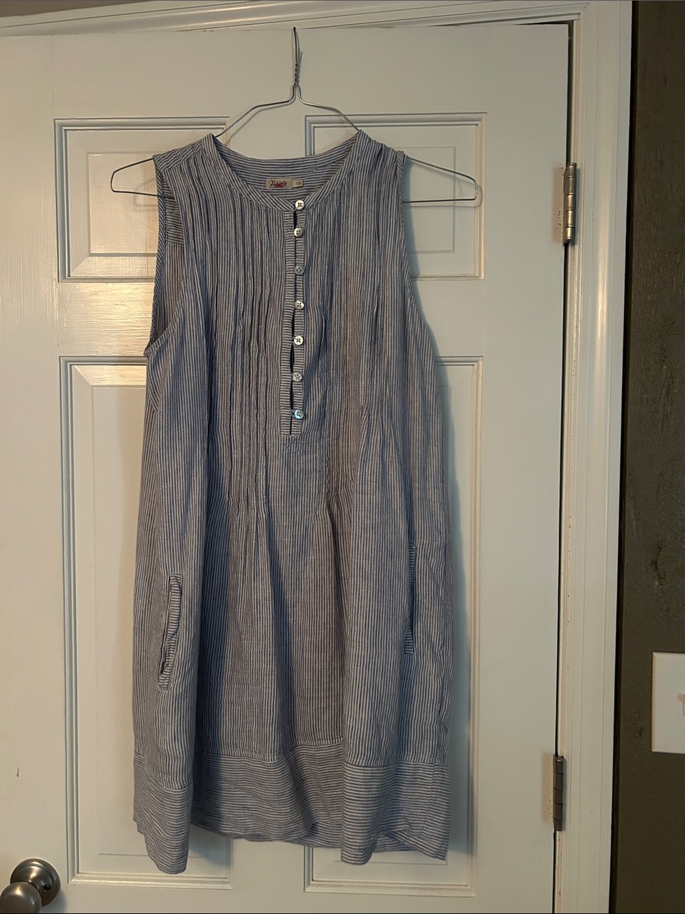 Like New Isha Blue Stripe Shift Dress